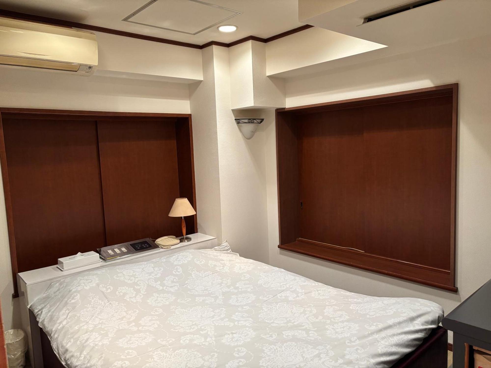 City Hotel Dolphin Токио Екстериор снимка